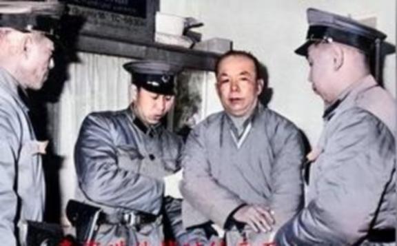 [微风]1983年，最后一位国民党的军统特务“北京站站长”被捕了，他就是潜伏多年