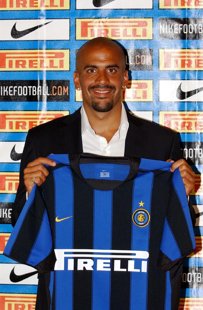 精准传球，掌控全局🧙♀️

“巫师”贝隆，51岁生日快乐
为你送上衷心的祝福！