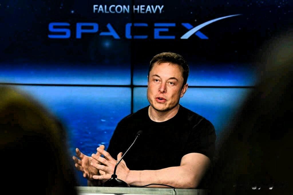 埃隆·马斯克提出了一个设想：未来“退休储蓄”的概念可能会过时。
       在