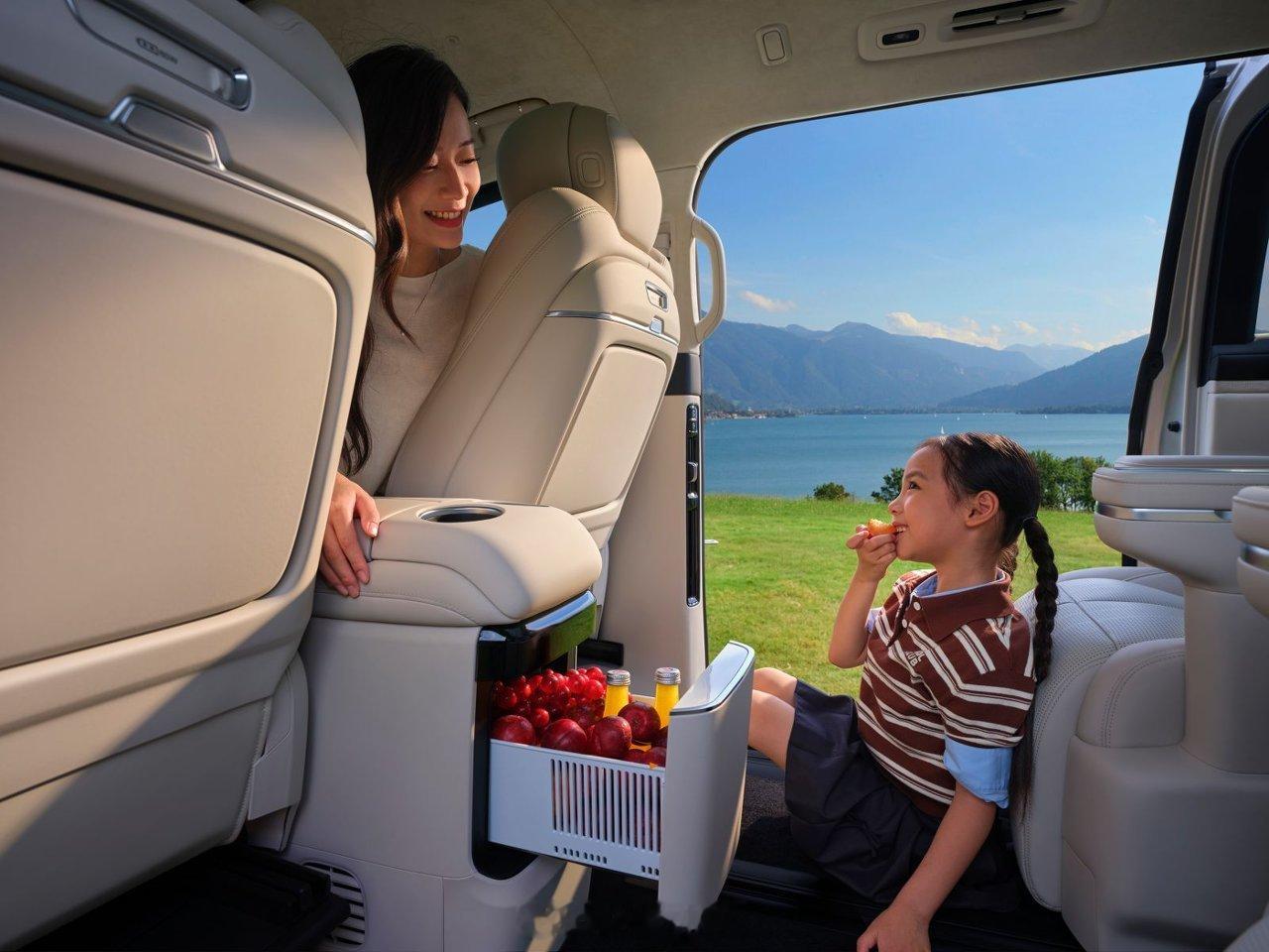 吉利银河V900全球上市26.98万起 1月20日，吉利银河V900正式上市，定