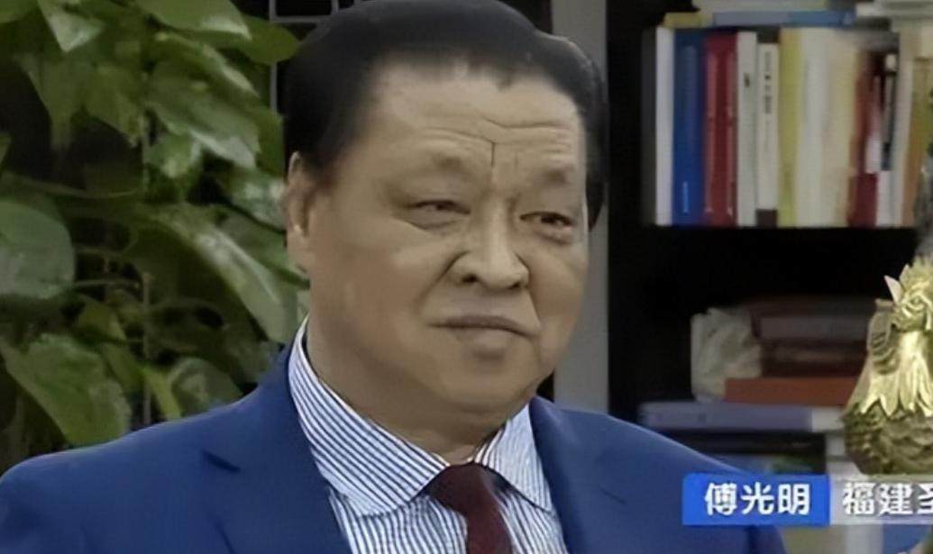 “我们不允许中国公司培养种鸡，如果不听，后果自负”，2019年，面对美国高管的呵