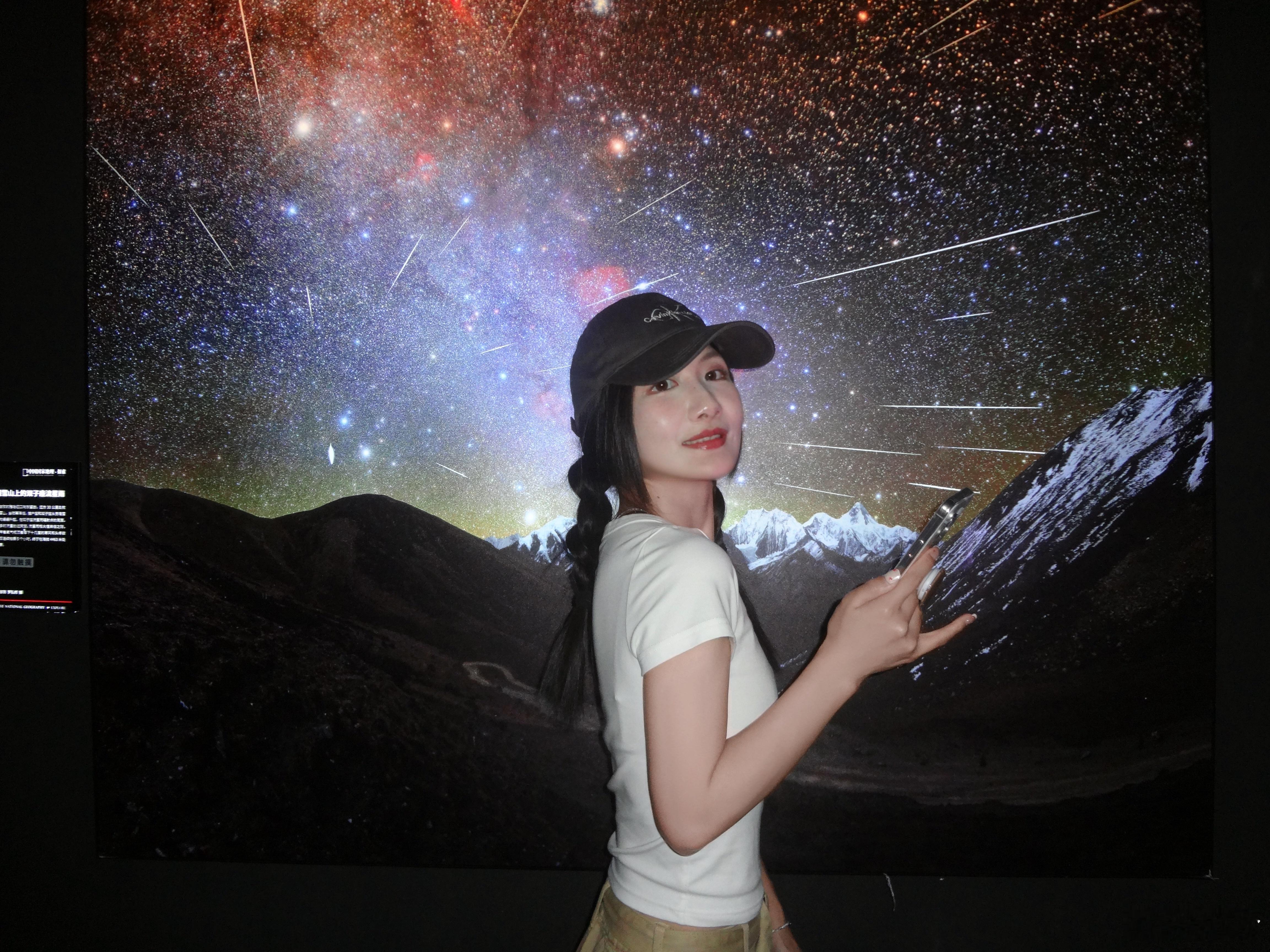 喜欢拍一些“活人感”瞬间曾经觉得“精神富足才是真正的富足”这句话很装逼现在觉得我