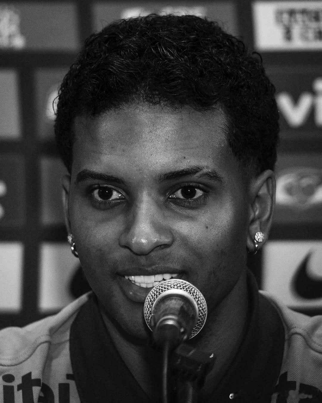 罗德里戈: BRASIL 😍🇧🇷 ​​​