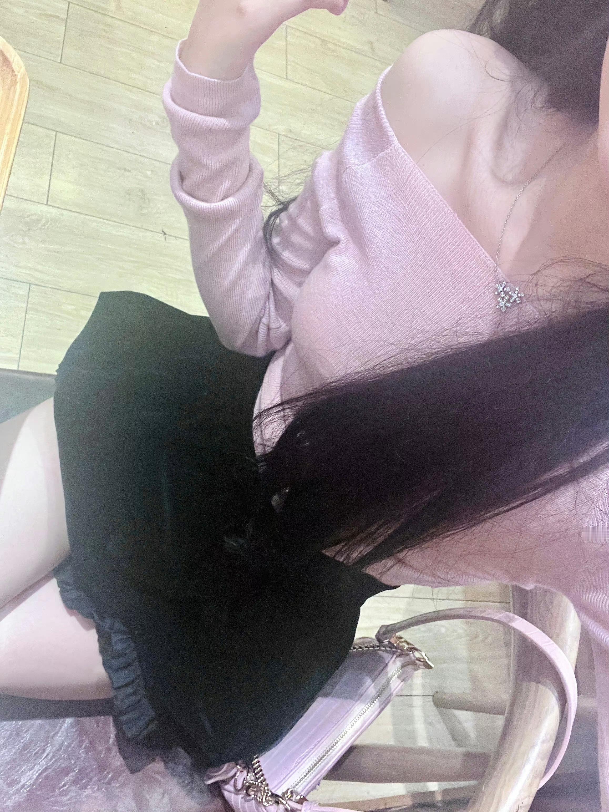 很外向 上班都想坐老板的位置     贵阳·板桥艺术村