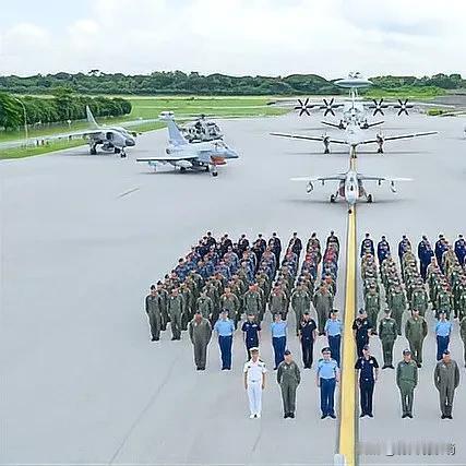 柬埔寨和泰国的军事力量不在一个水平线上，空军更没有可比性，泰国空军装备先进，柬埔