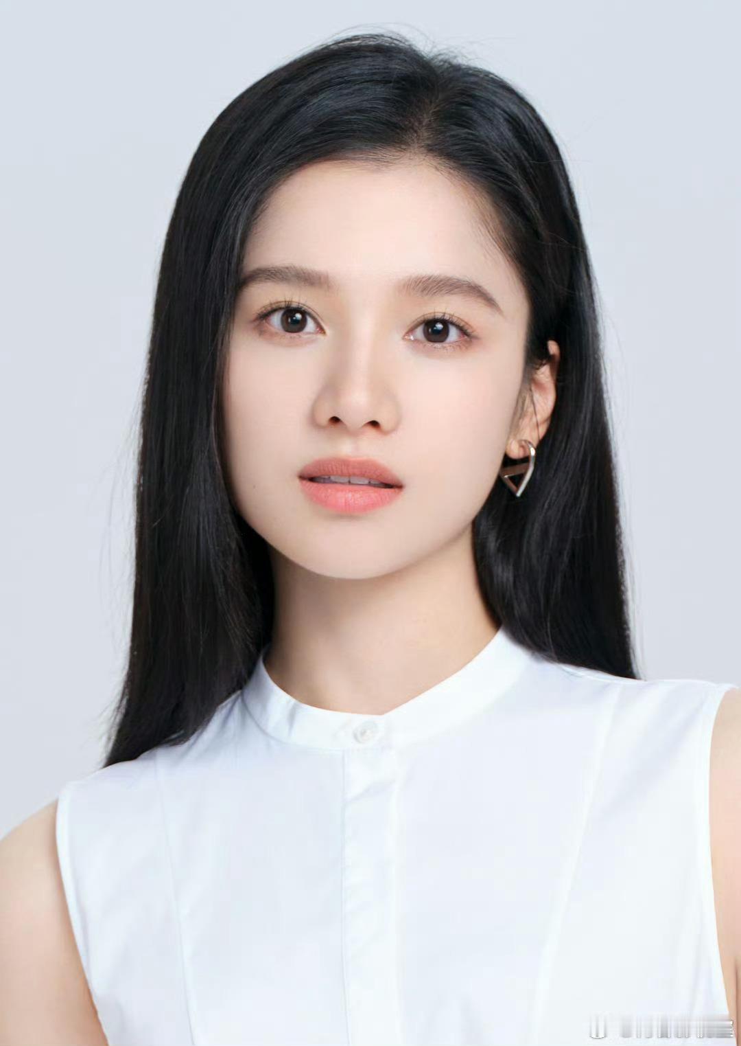 张婧仪 陈哲远 两家影迷因《缬罗》的番位问题，友好交流起来了 ​​​
