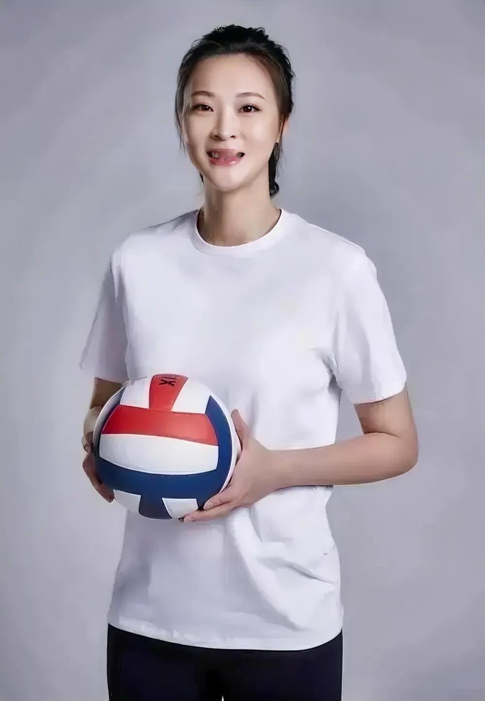 我国奥运冠军都嫁给了谁？
1、惠若琪—————杨臻博（药剂学专家）
2、张常宁—