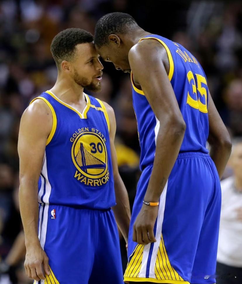 一觉醒来！NBA传来了3个不容错过的消息：

1、美媒盘点各队休赛期最强引援：
