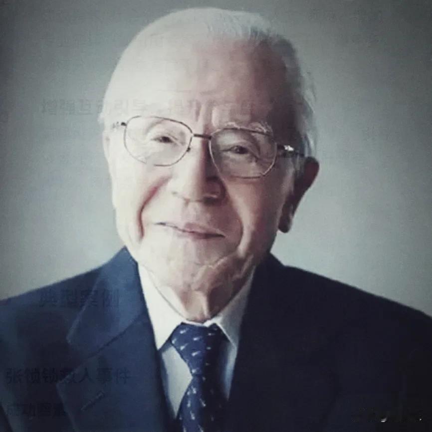 现在还有多少人记得顾毓琇？一个散尽家财给穷学生付学费的人，名字凉在旧报纸里，翻都