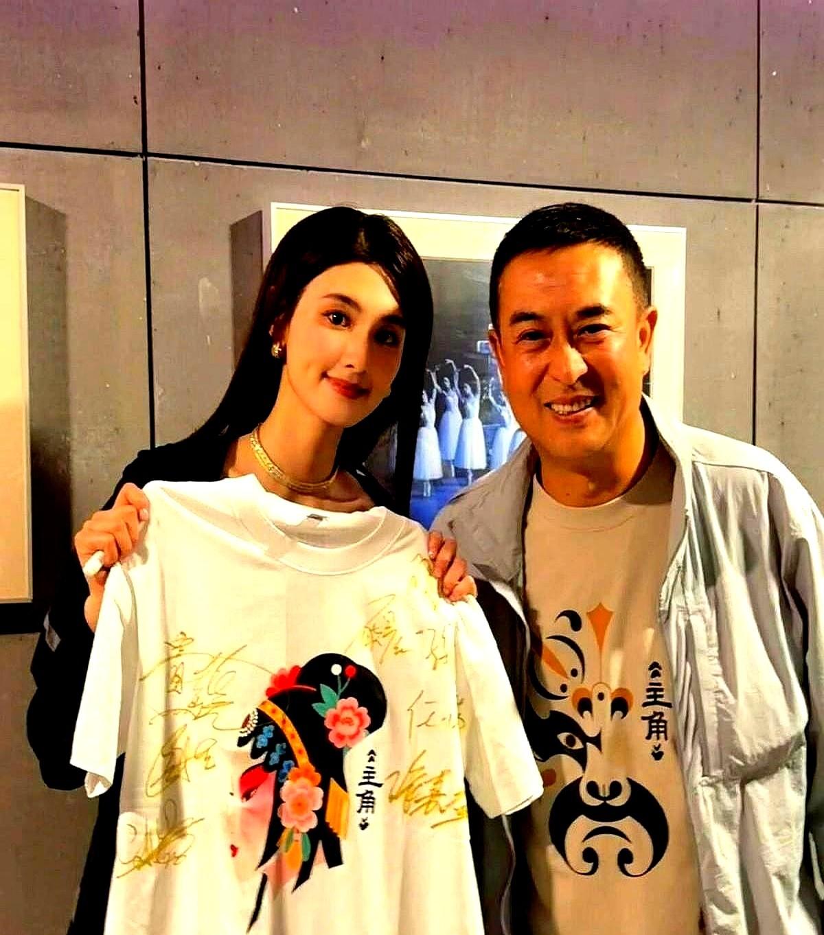 演了个反派，亲生父母气得好几天不理我。

韩沛颖自己都笑称，早知道《主角》里的楚