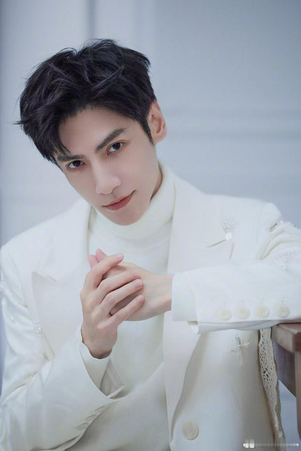 罗云熙希望举办第二场演唱会罗云熙接荔2026罗云熙希望举办第二场演唱会，我期待，