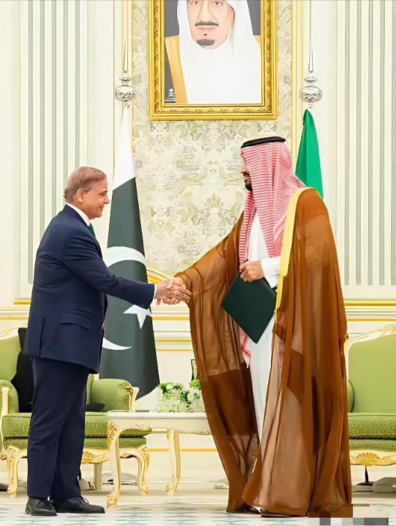 大局基本已定！很有可能，这场搅动全球的中东战争，从一开始就是一个精心设计的局。