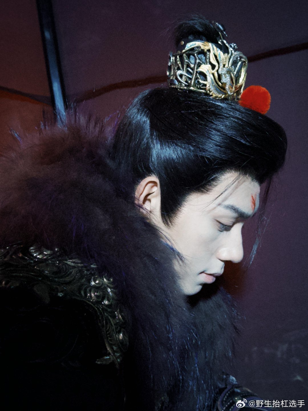 林沐然被粉丝叫爸爸的反应20岁林沐然被粉丝当面喊爸爸，一脸懵又藏不住暗喜，应该完