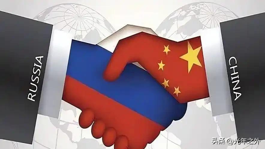 中俄免签火出圈！赴日航班遭取消，这对比太真实了
 
一边是俄罗斯放大招——普京签