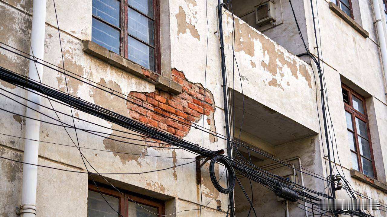 重磅！原拆原建真的来了，老房子迎来焕新契机，民生利好落地生根
 
盼了太久，关乎