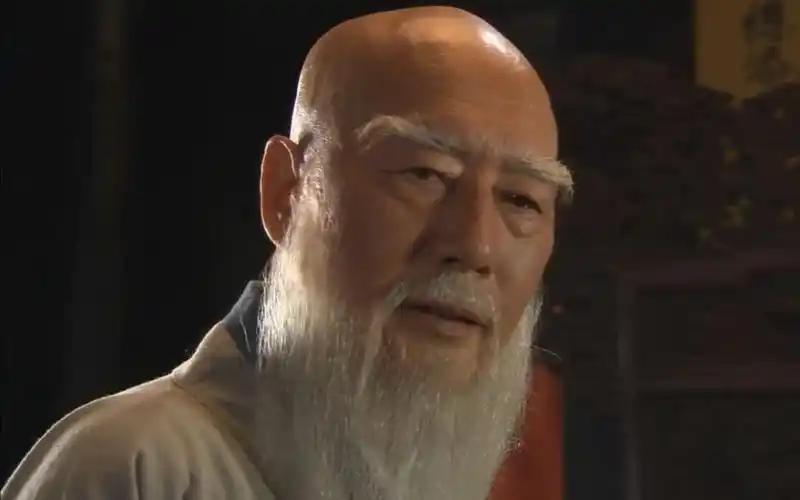 帮朱棣打下江山的第一功臣，却死活不肯还俗当官！姚广孝坚持穿僧衣，是真佛系还是怕被