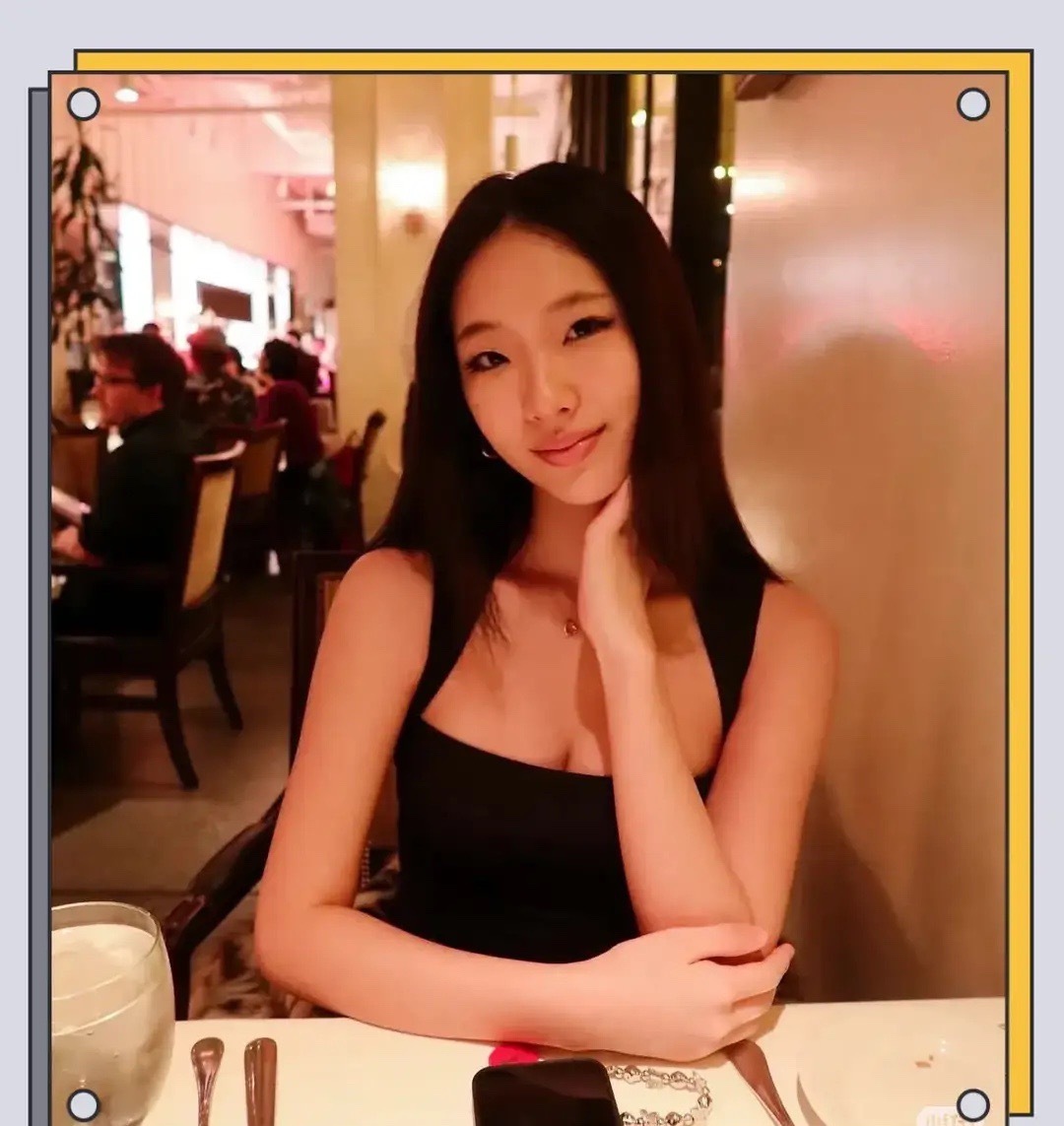 小S大女儿晒20岁生日照，身材火辣，项链抢镜，网友：大S送的吧？ 