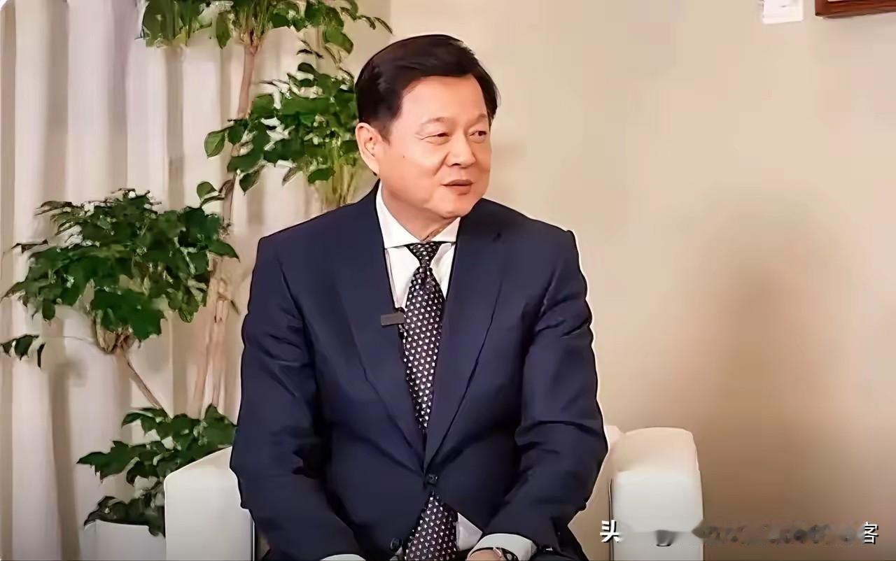 “滚”、“滚出国民党”、“滚出台湾”，周锡玮在一档节目中，彻底怒了，直接“爆粗口