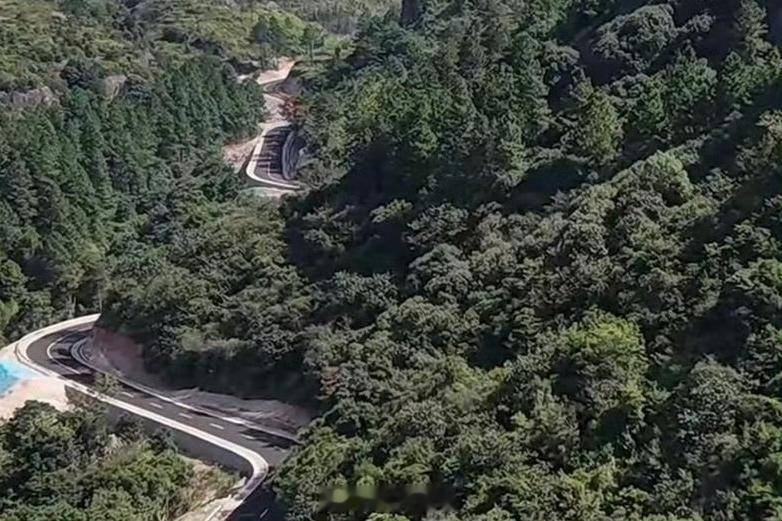 福州吃喝玩乐疯虎纠人讲福州胡州人讲福州 【五虎山主要进山车行道有望11月中旬全线