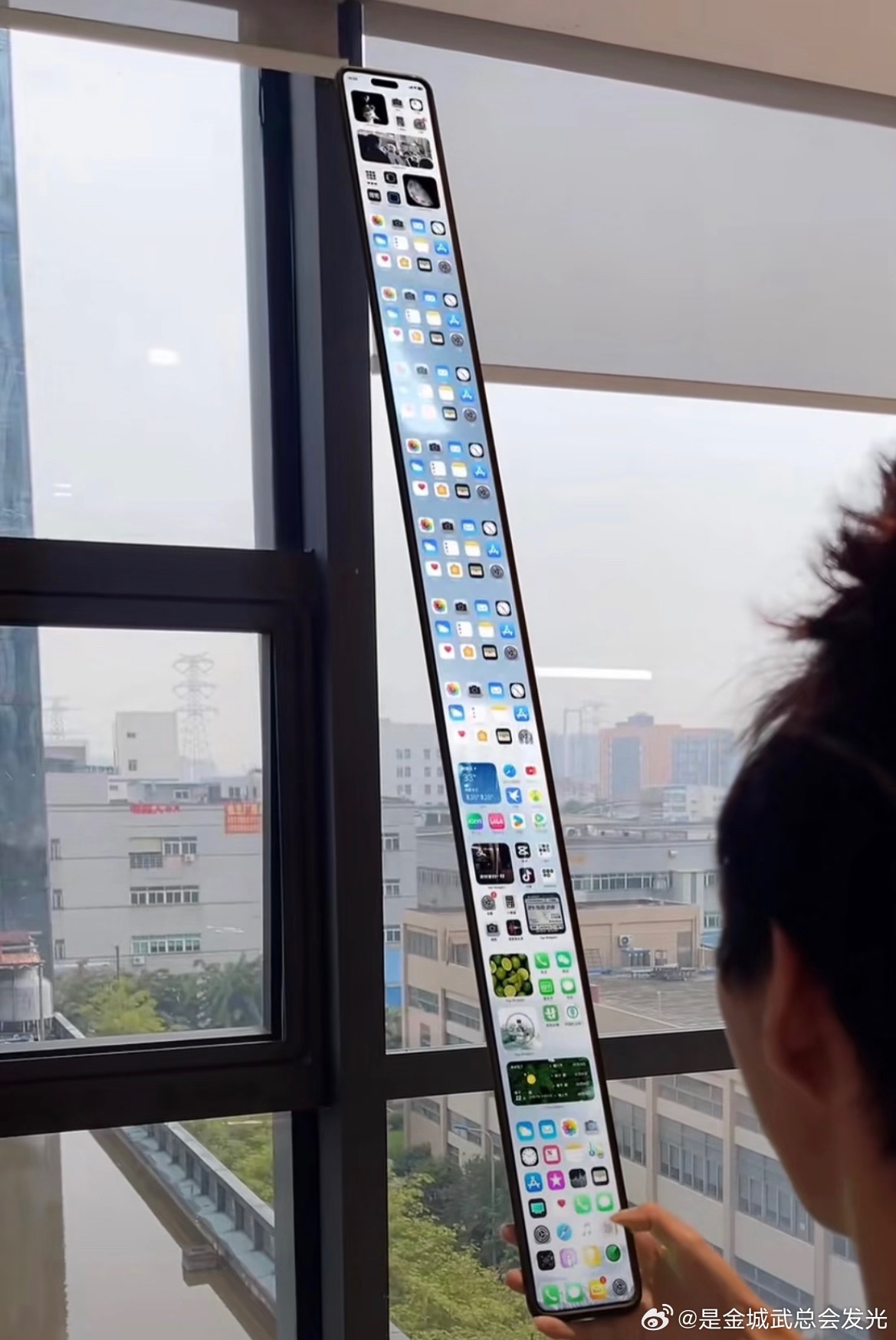 iPhone18离我们越来越近了当时只道是寻常，原来我们都长大了看的时候觉得爱疯