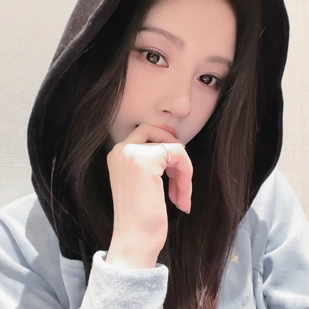 jjy鞠婧祎苏绿夏 jjy鞠婧祎万花世界 🥃 夜风吹过那扇窗口 /•᷅‎‎•᷄