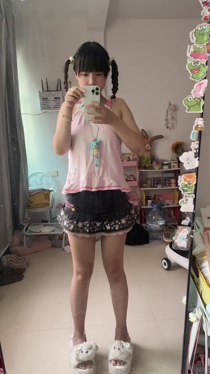 不乖且有超雄 不软弱，不要欺负我，我会把你打爆浆！