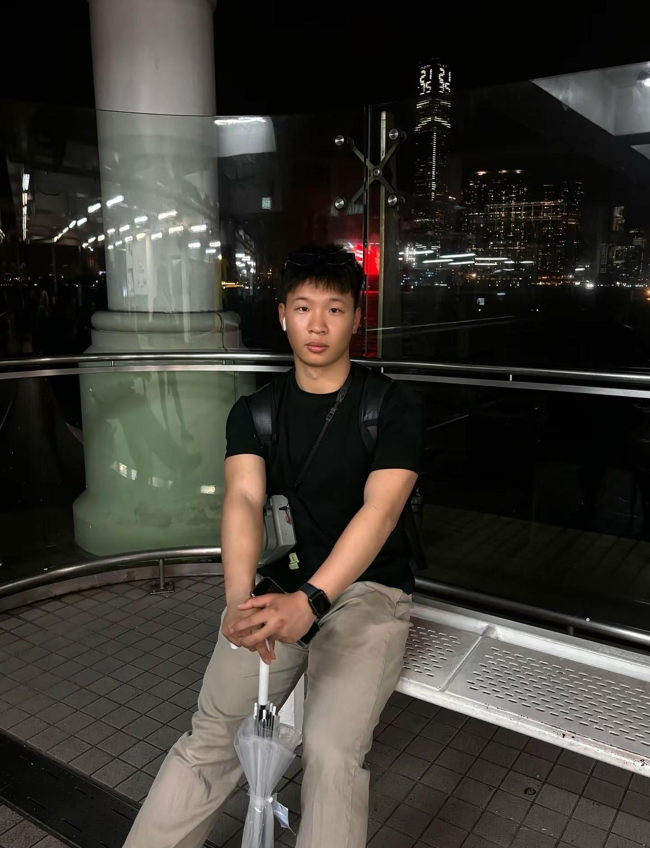 五千年太近 五十年太远🇭🇰香港 人夫感  安志杰