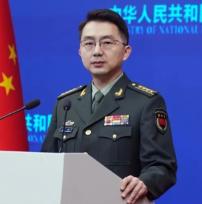 没有任何退让
 
国防部发布严厉声明：
 
2月10日，面对近期台湾涉军问题，国