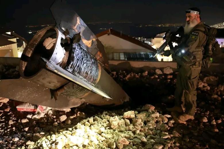 2026年3月13日，伊朗伊斯兰革命卫队对以色列发动第44波军事打击，使用多型精