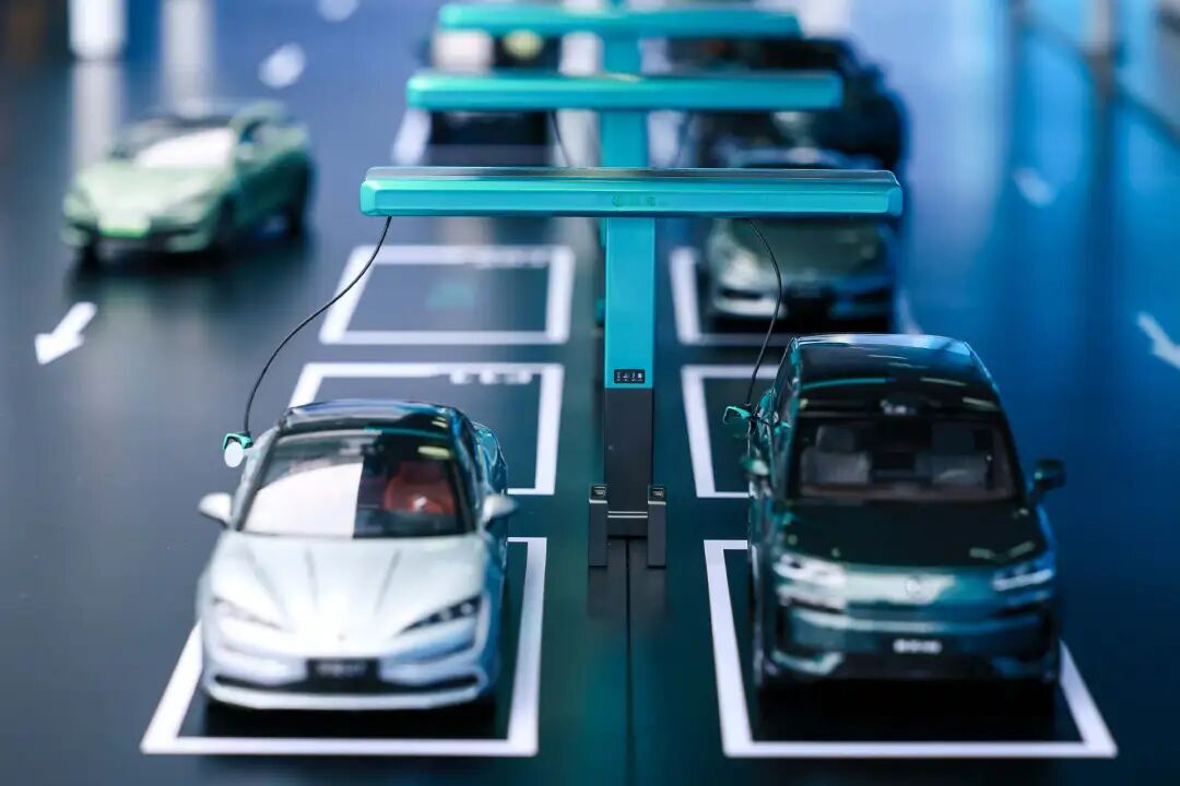 电厂 | 比亚迪正在让闪充站“长出来”