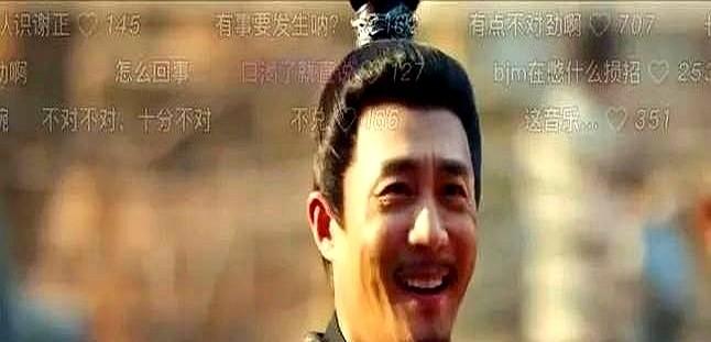 谁能想到，一部剧的爆点，竟然是一个被认为“过气”的特邀配角。

杜淳在新剧《逐玉