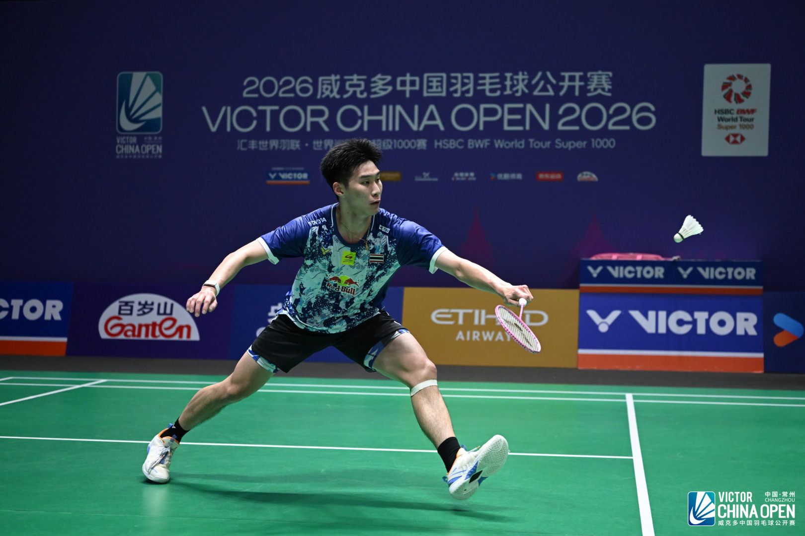 帕尼查蓬🇹🇭 21-19、21-19 🇯🇵渡边航贵下轮：石宇奇🇨🇳 