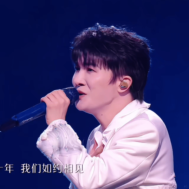 周深 ✨周深希望新的一年给大家唱更多歌 ✨周深送上一连串新年祝福 【小圈跟米子们