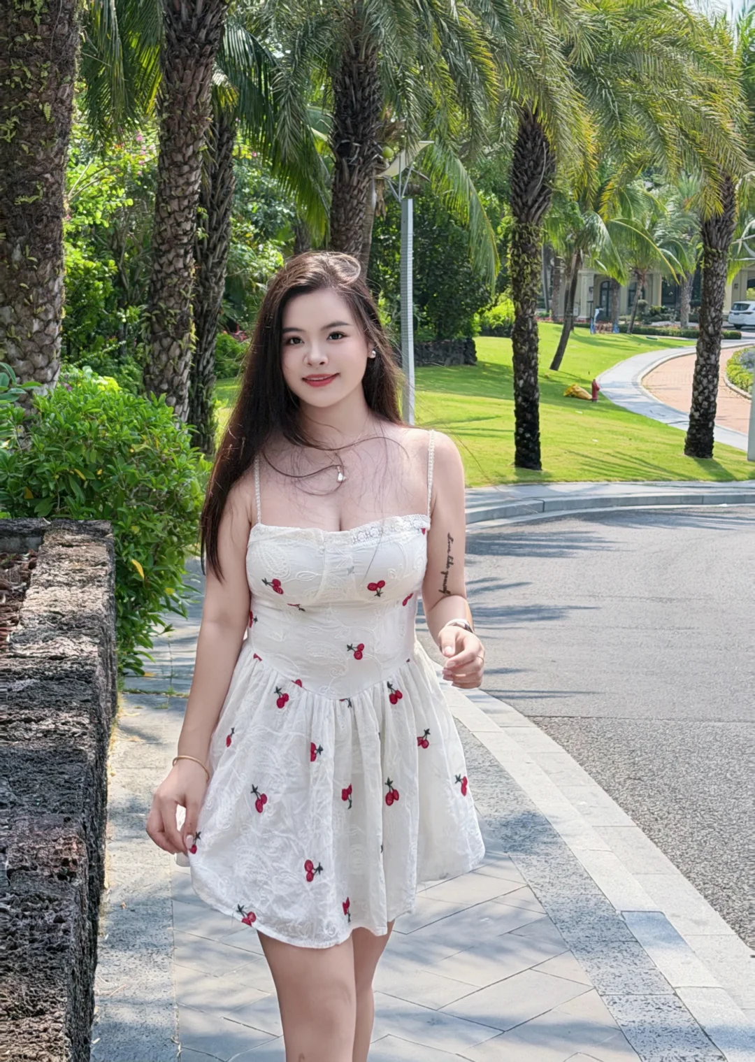 在海南根本晒不黑！(假的)