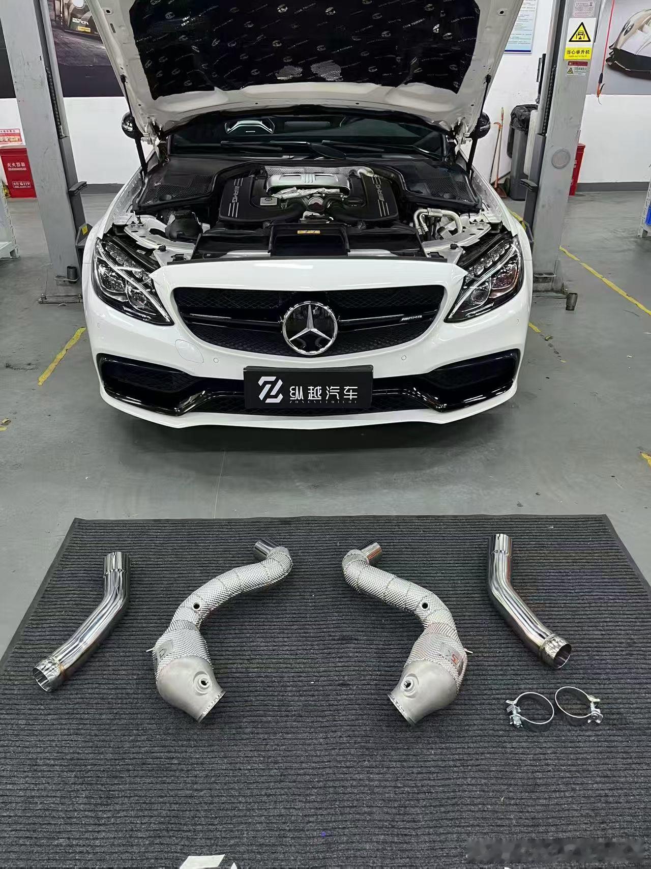 W205奔驰C63 AMG升级CSK隔热头段200目，打通任督二脉，释放V8本性
