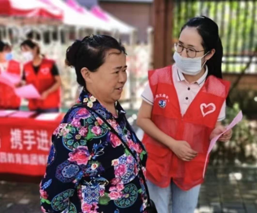 秦岭笑谈  推普润银龄 语暖社区情——肥城市社区开展老年人普通话普及实践活动曲阜