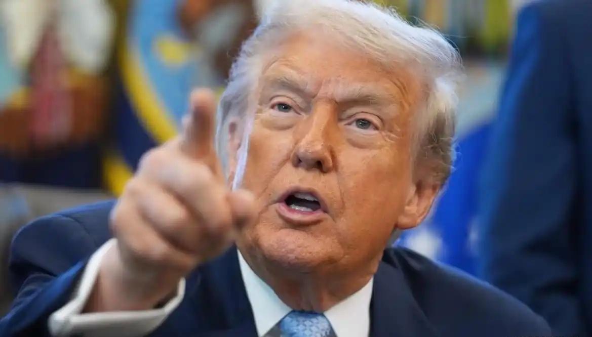 对委动武的代价远超美国想象，将使其陷入多重困境。  
军事上，委内瑞拉拥有完善防