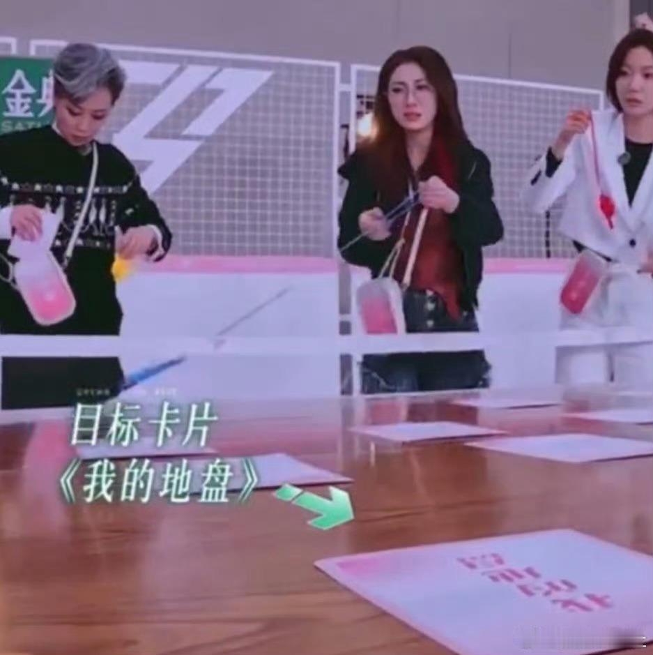 小婉管乐没有技巧全是蛮力小婉管乐你们在怎么使用你们那张美丽的脸庞啊，笑死真就是全