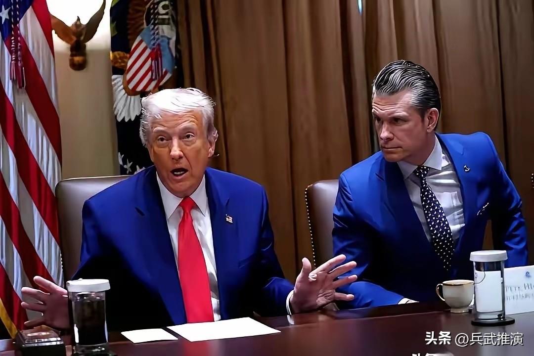 田纳西州，一场会议，镜头全怼着特朗普。

特朗普当众甩锅，把战争责任全推给防长，