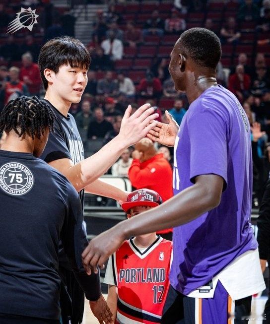 即将迎来个人解说NBA的第17个赛季。10月22日，在咪咕视频移动高清直播开拓者