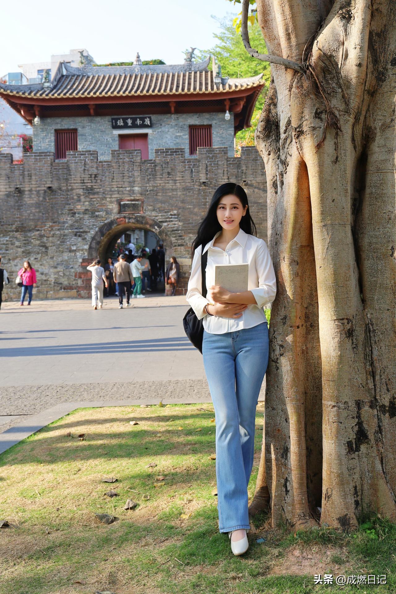 在南头古城看书，感觉整个深圳都安静下来了