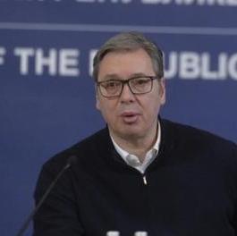 只要美国愿意打一场长期治安战愿意牺牲哪来的能源危机？地面部队一登陆海峡就畅通。至