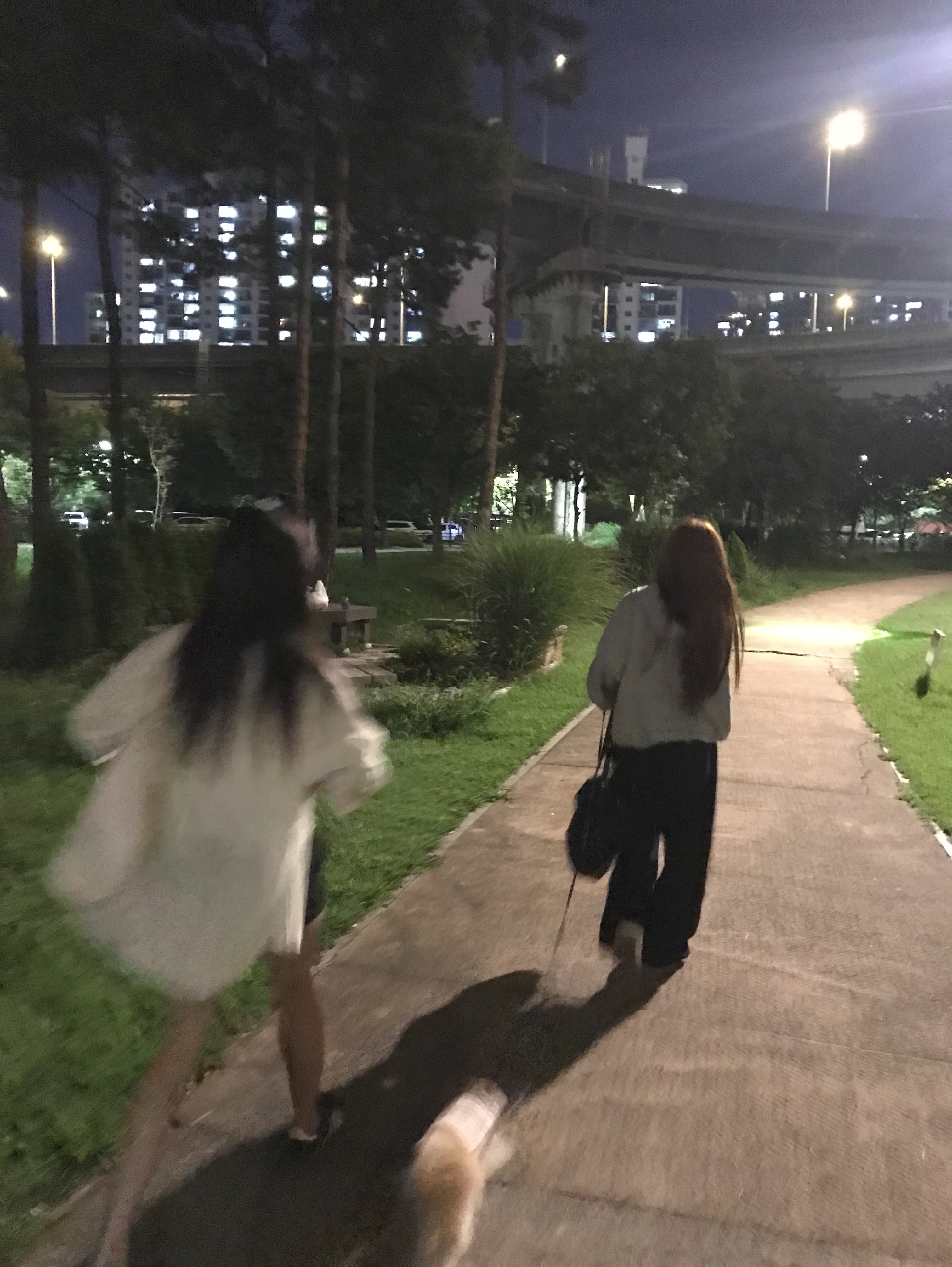 IZONE[超话]  珉周ins金珉周权恩妃 ​​​