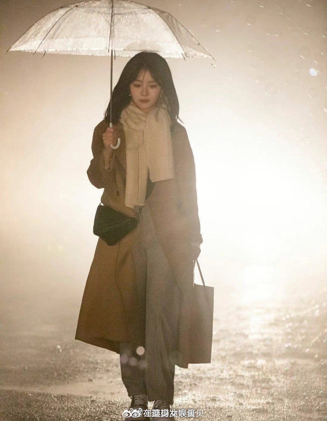 如果翻拍鬼怪，不妨试试这两人谭松韵的少年感，加上kkw的帅大叔，真的很绝