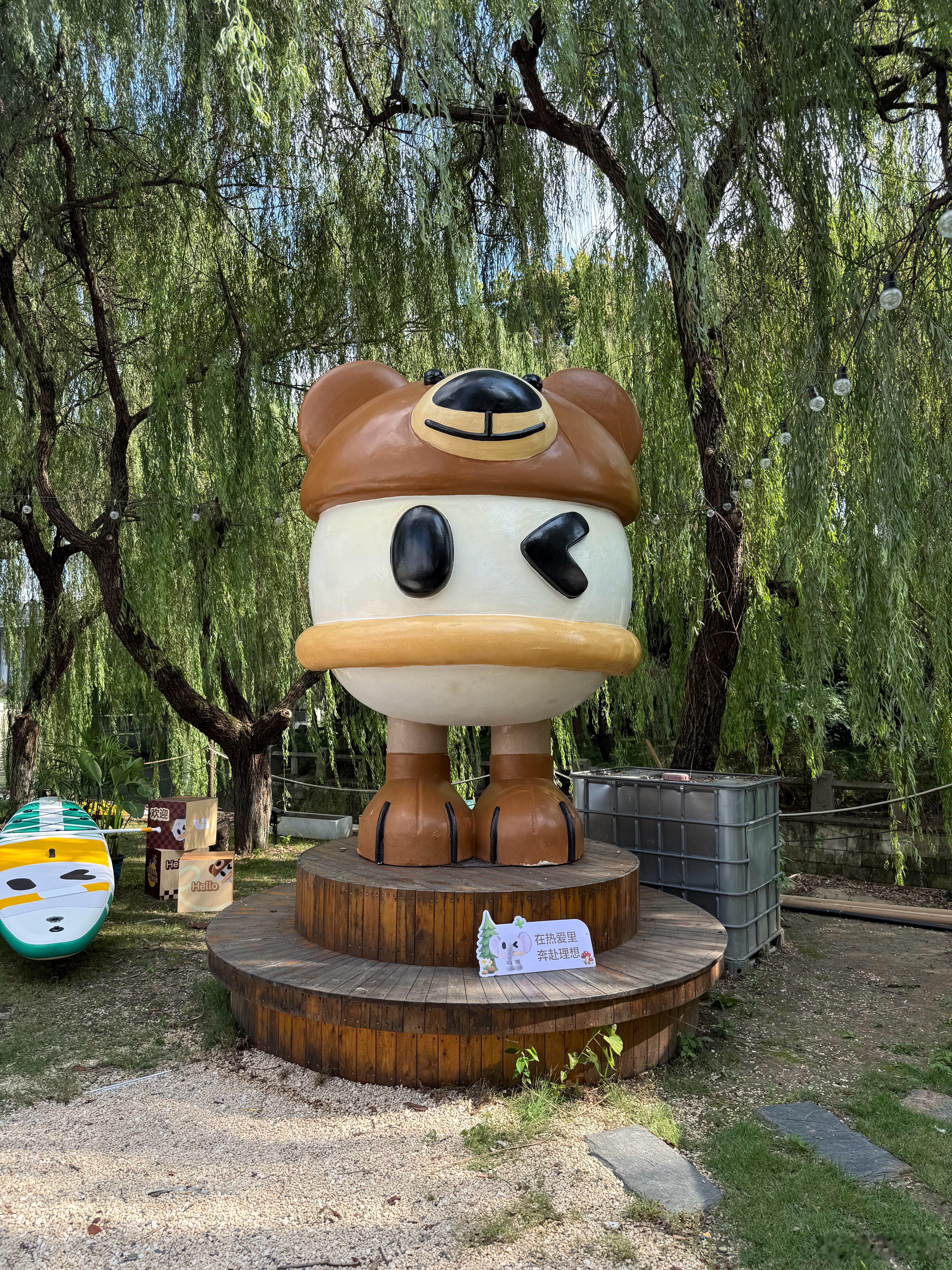 工作室的小伙伴很感兴趣理想i6正好有线下车主活动，让他自己去亲身看看，说不定结束