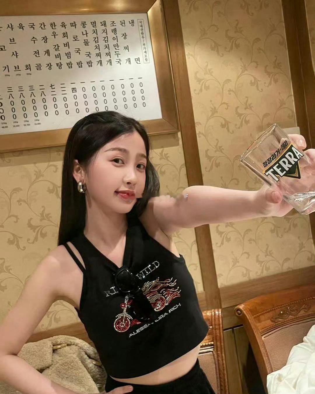 虞书欣allblack辣妹虞书欣身材真棒[爱你] ​​​