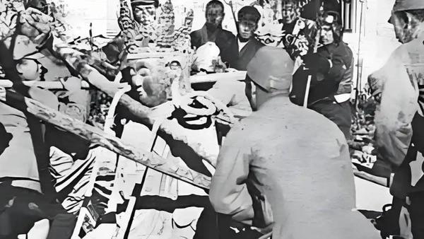 据不完全统计，到抗战胜利时，日本从中国掠走约1879箱、总计360万件文物，仅东