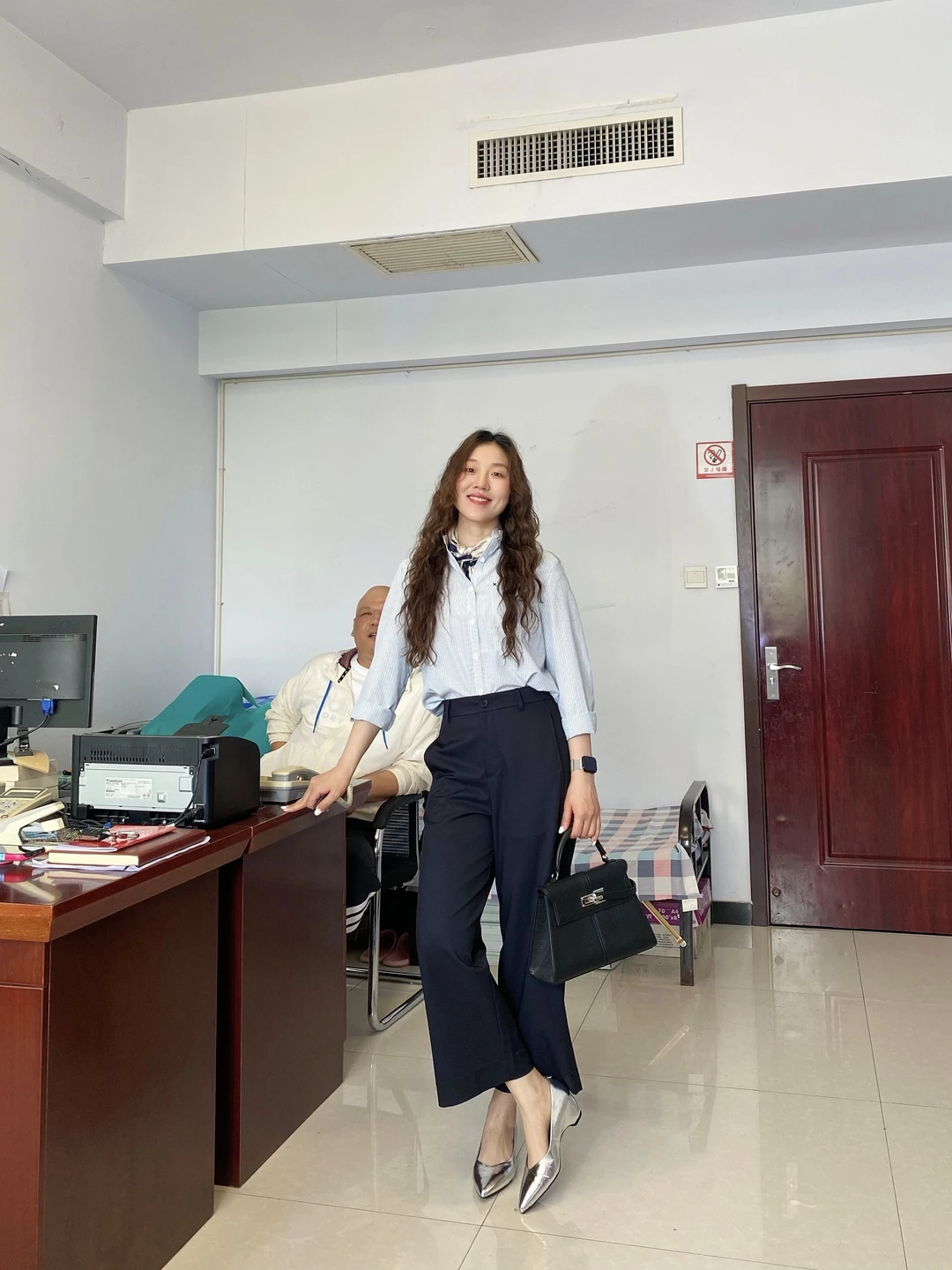 💼办公室穿搭、简简单单就很好看呀～