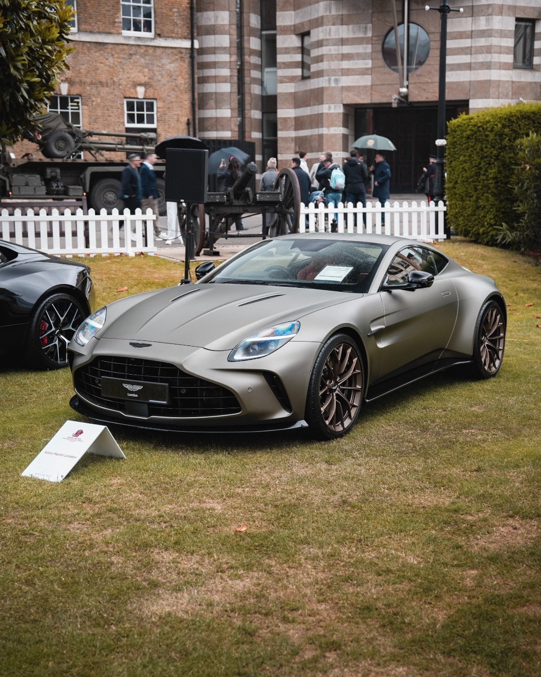 AstonMartin Vantage​ ​​​
