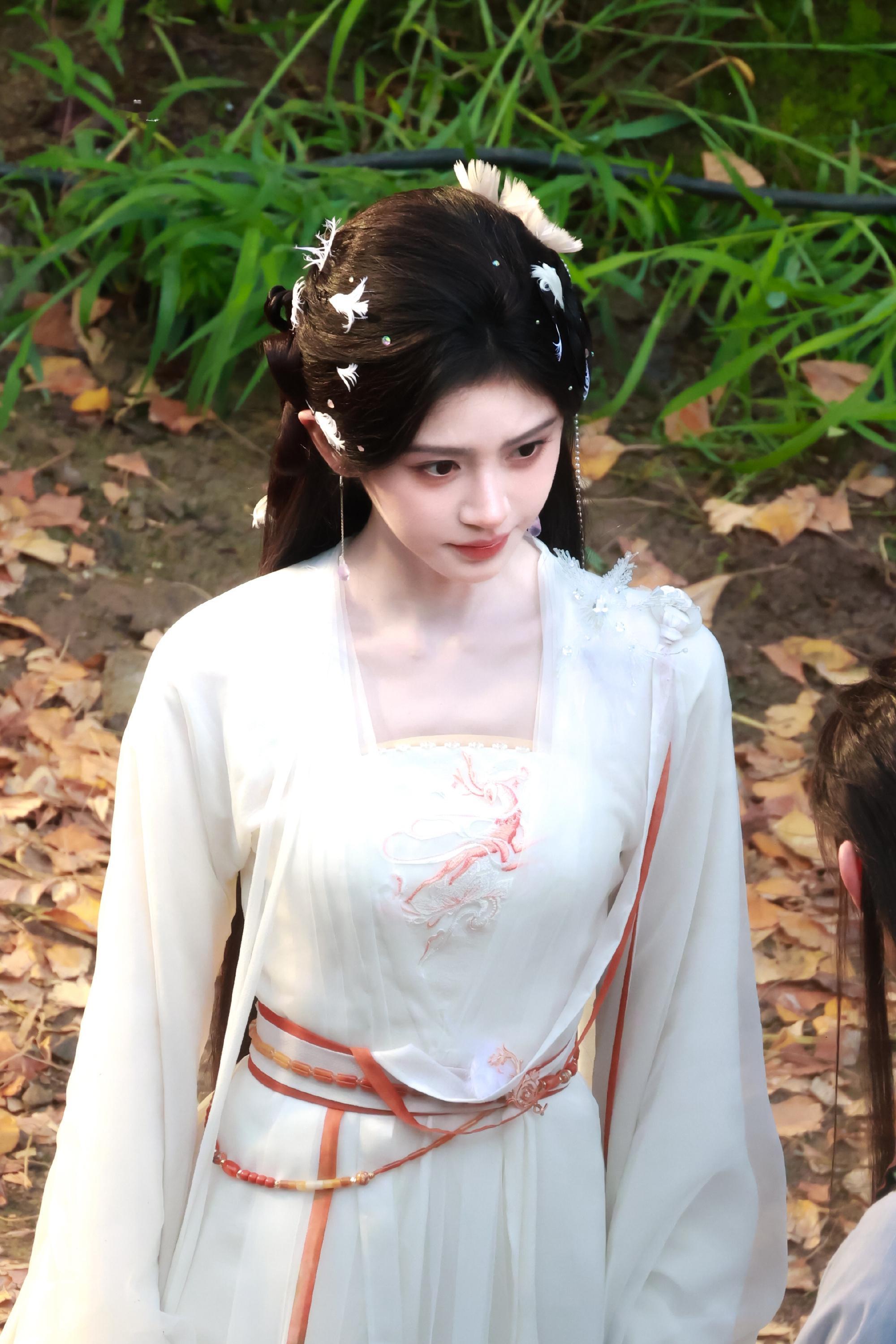 鞠婧祎来战 jjy鞠婧祎阿黛 “你会把乌云驱散的，因为你是光”  𝐘𝐨𝐮 